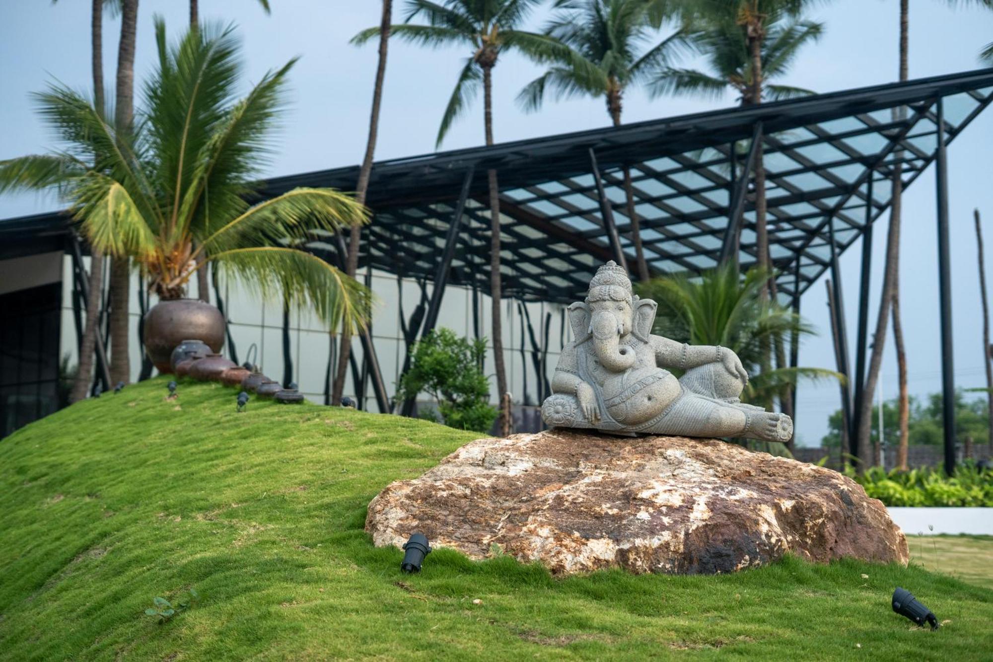 Serene Resort Hyderabad Shamshabad Ngoại thất bức ảnh